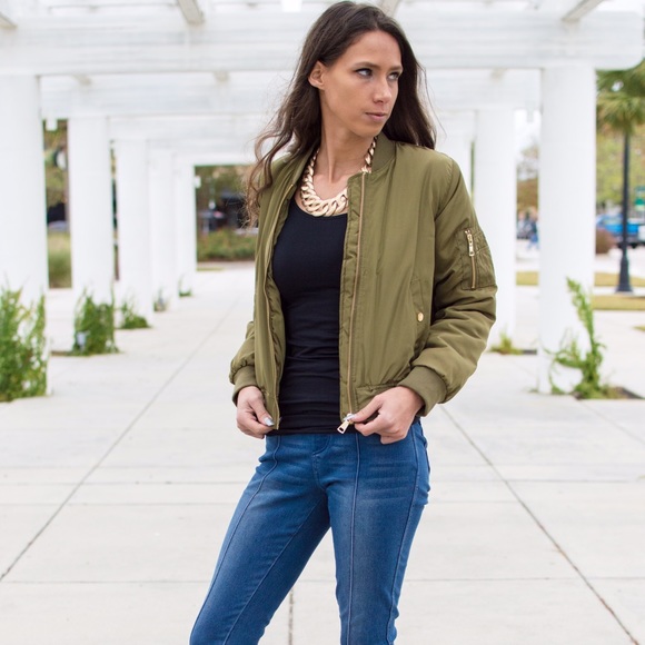 Jackets & Blazers - Crop bomber jacket